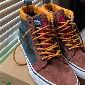 Vans Off The Wall Suede/ leather shoes
